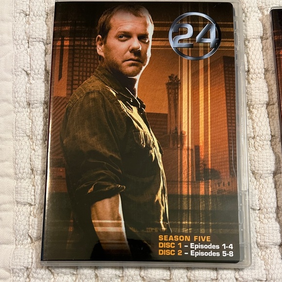24 Season 5: 7 DVD Collector’s Edition Box Set + Sealed Bonus Disc - Picture 4 of 14